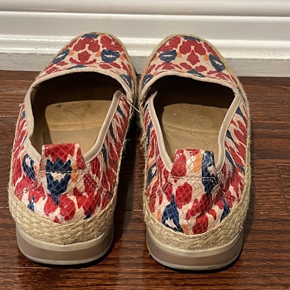 Naturalizer Deck Shoes - Picture 3 of 4